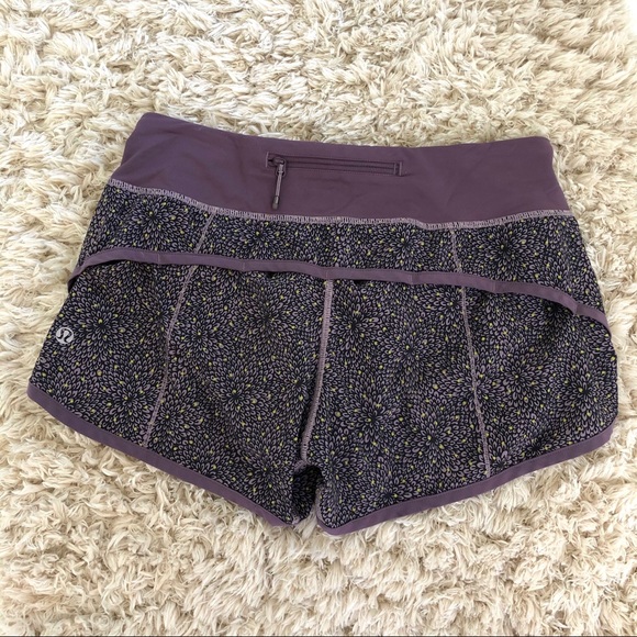 Lululemon speed short 4 way stretch - Picture 4 of 7